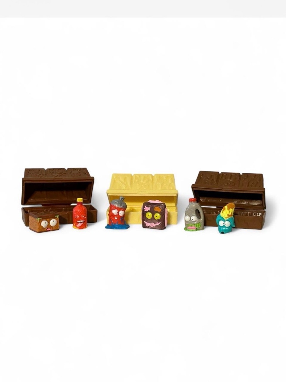 Moose Toys Grossery Gang Figures with Chocolate Bar Cases